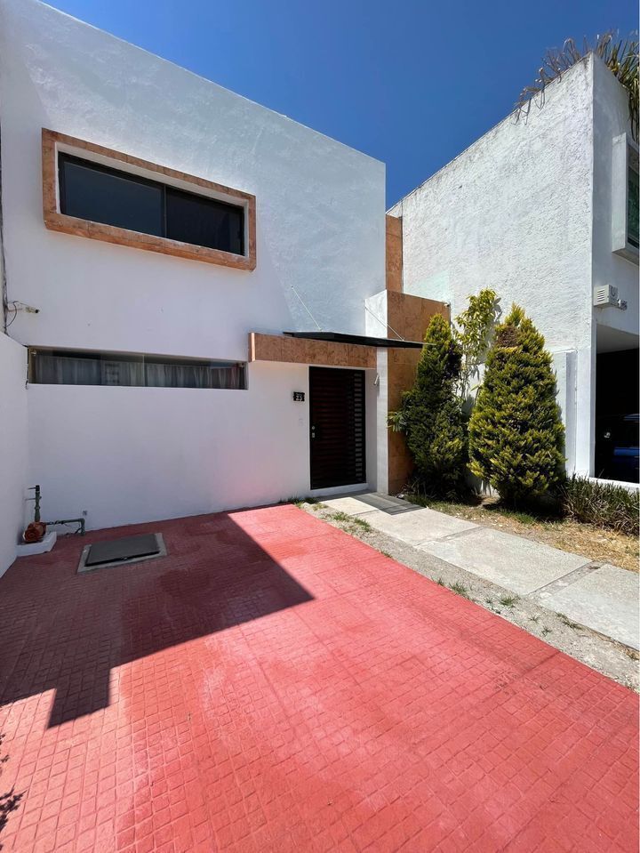 Casa en Venta en Lomas del Valle Puebla | 3 Recámaras Cerca de Periférico, casa en venta en Puebla