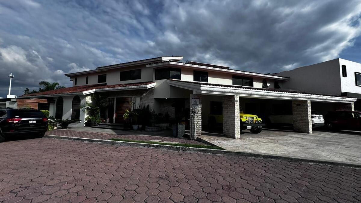 Casa de Lujo en Renta en El Campanario Cholula | 4 Recámaras y Jardín, casa en renta en Puebla