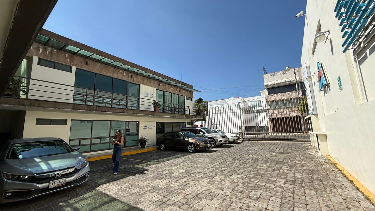 Edificio en Venta en Huexotitla Puebla | 7 Locales Rentados y Flujo Inmediato