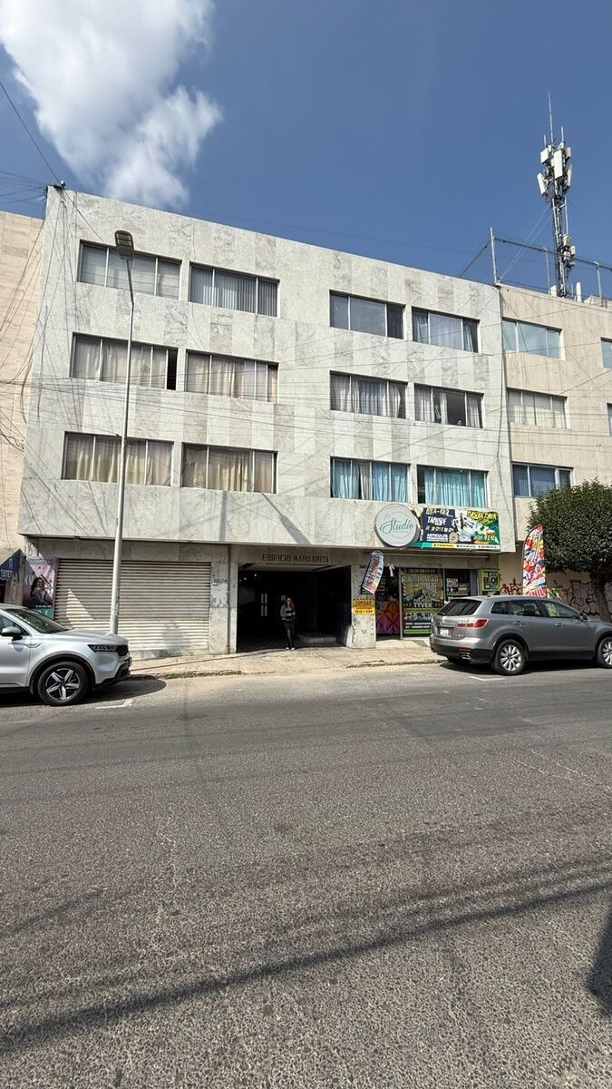 Edificio en Venta en Puebla | 12 Departamentos y 2 Locales Comerciales