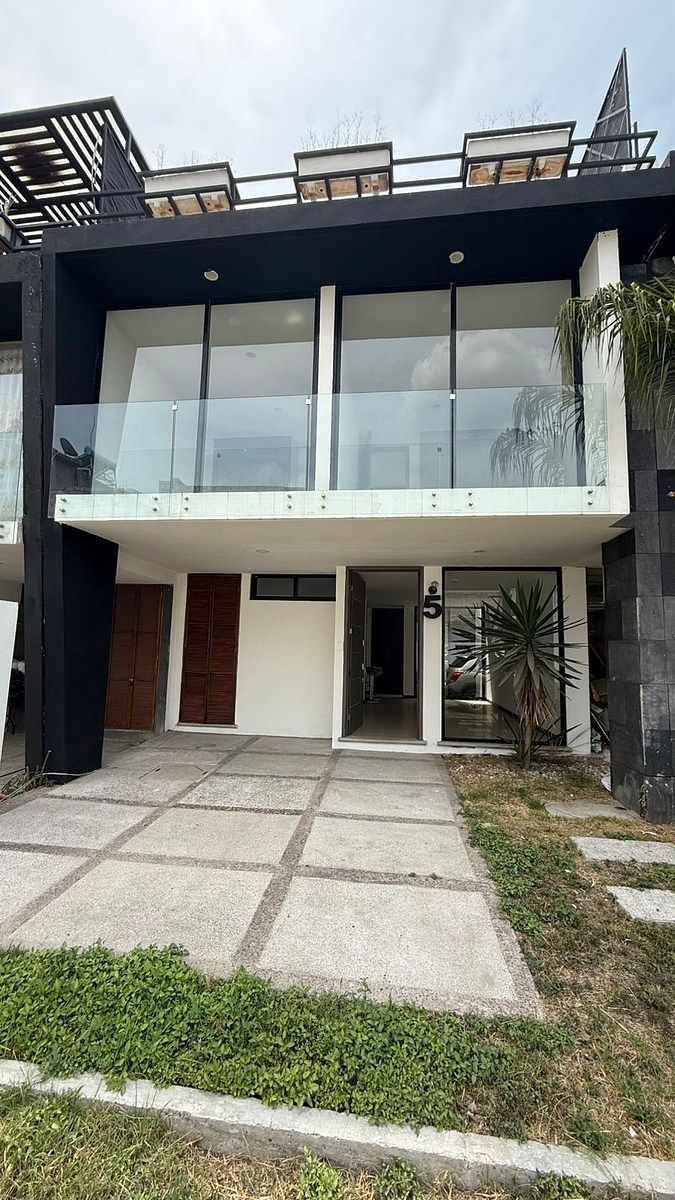 Casa en Venta en Cuautlancingo | Roof Garden y Cerca de Plaza San Diego, casa en venta en Puebla